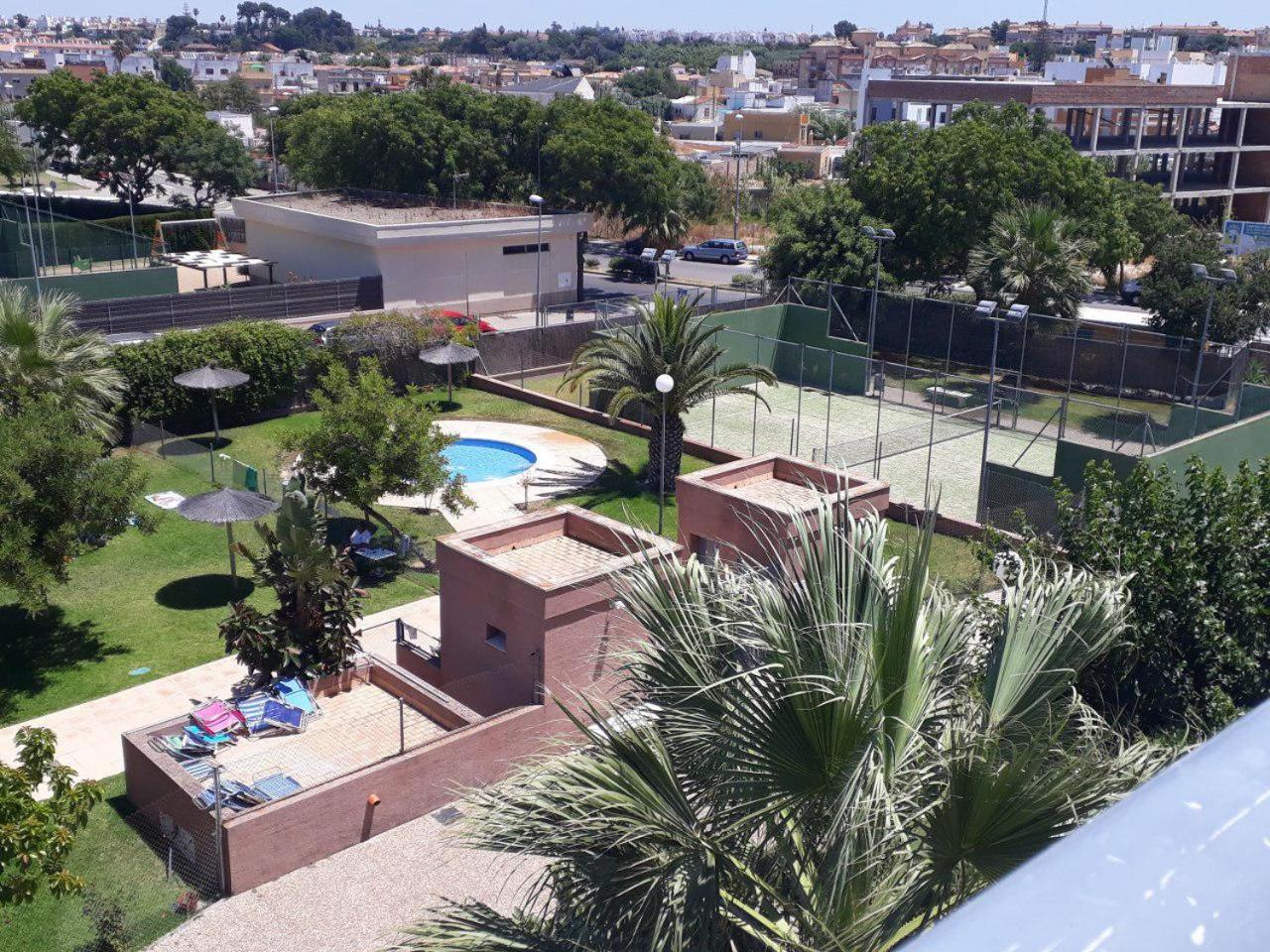 Apartamento ÁTICO TERRAZA 65m. Playa, piscina, A/C, Wifi Sanlúcar de Barrameda Exterior foto