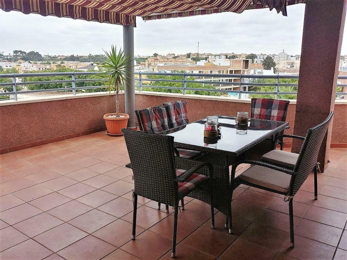 Apartamento ÁTICO TERRAZA 65m. Playa, piscina, A/C, Wifi Sanlúcar de Barrameda Exterior foto